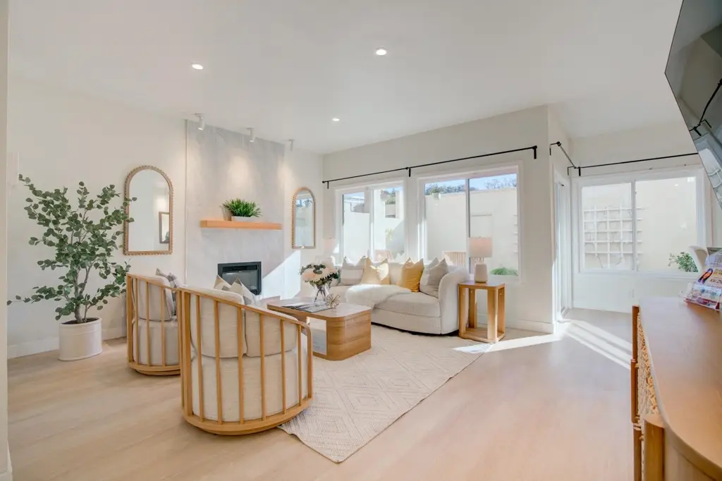 2271 Armada Way, San Mateo, CA 94404 - Image #1