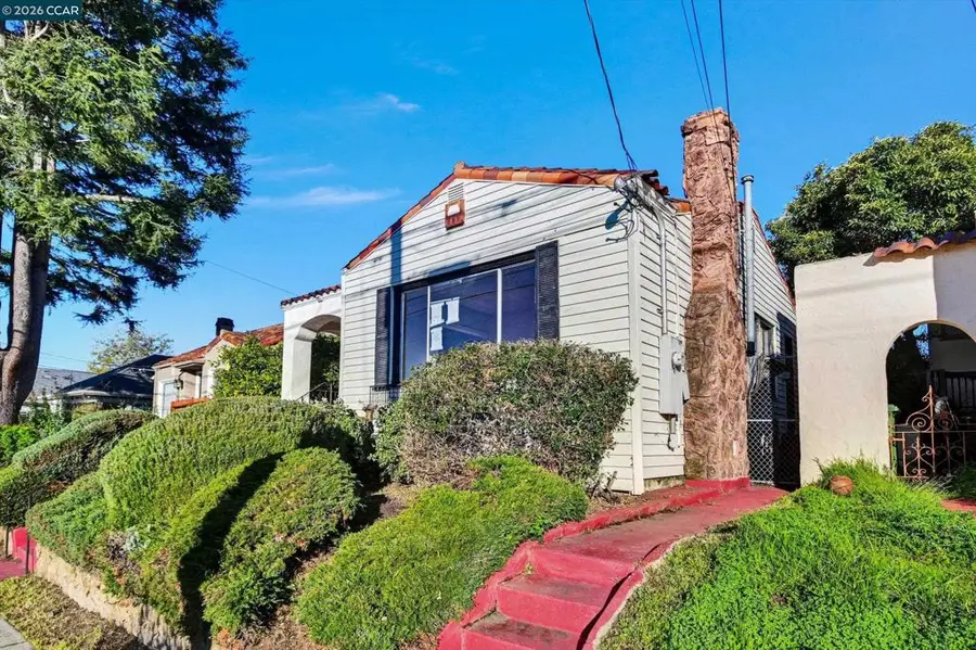 1711 Carleton St, Berkeley, CA 94703 - Image #2