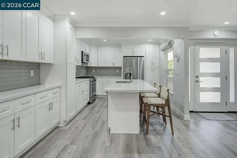 1124 Singingwood Ct #5, Walnut Creek, CA 94595 - Image #2