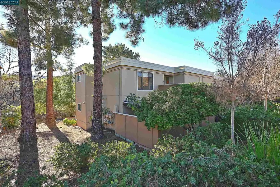 1857 1857 Golden Rain Rd #1, Walnut Creek, CA 94595 - Image #2