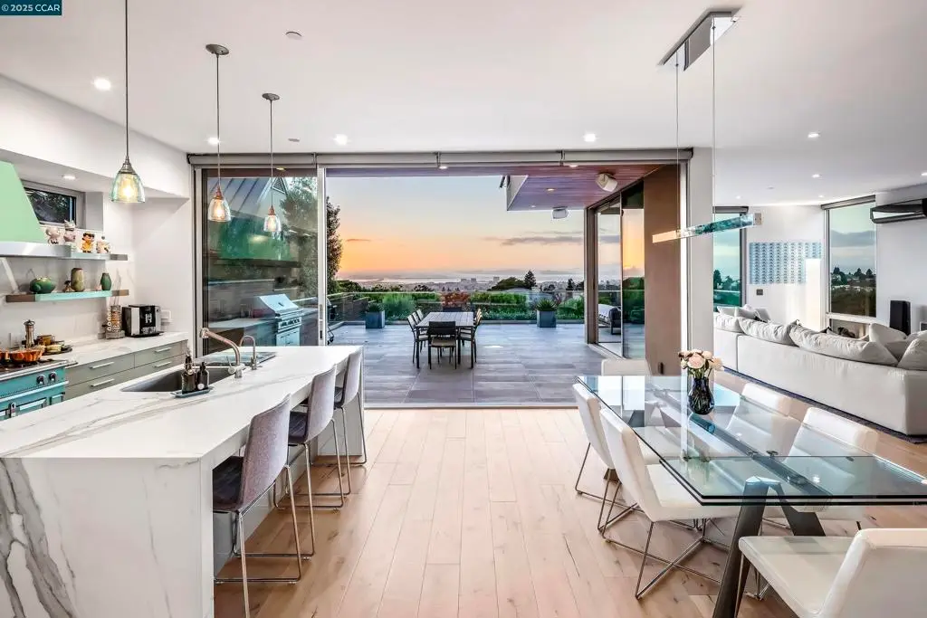 189 Florence Ave, Oakland, CA 94618 - Image #1