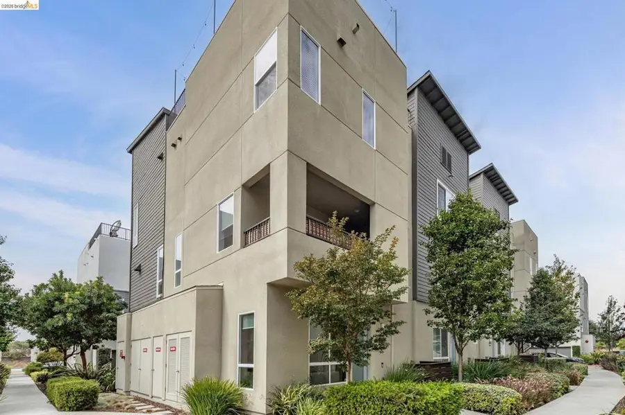 1426 Seawind Dr, Richmond, CA 94804 - #2