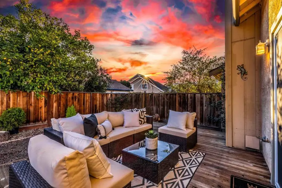 5457 Treeflower Dr, Livermore, CA 94551 - Image #2