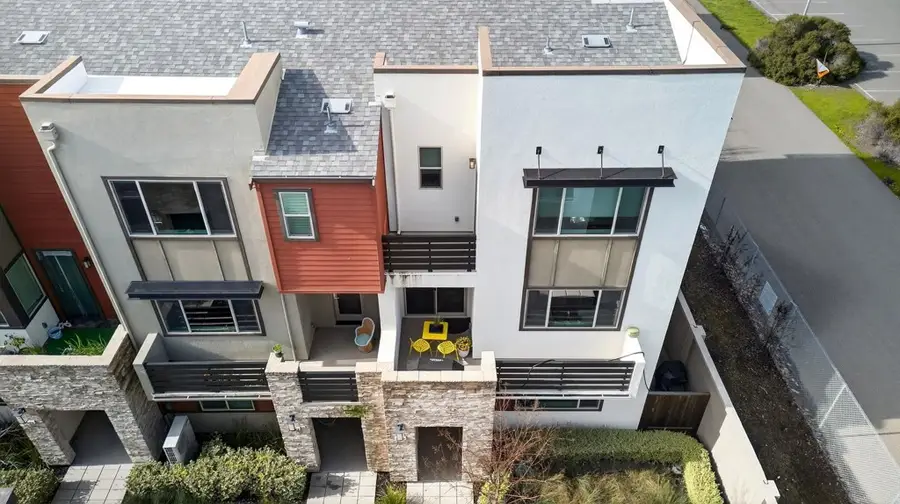 5521 Gracen Way, Dublin, CA 94568 - Image #2