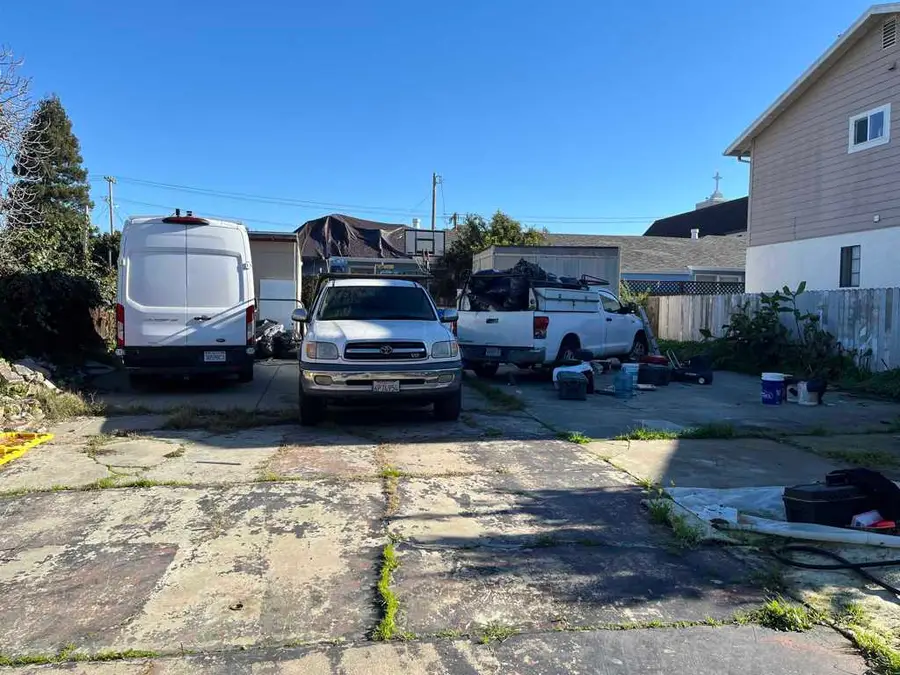 22168 22168 Peralta St, Hayward, CA 94541 - Image #3