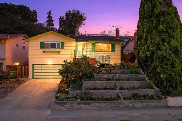 19560 19560 Stanton Ave, Castro Valley, CA 94546