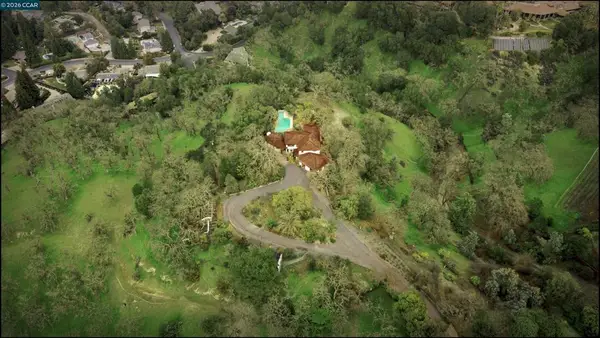 100 Los Balcones, Alamo, CA 94507