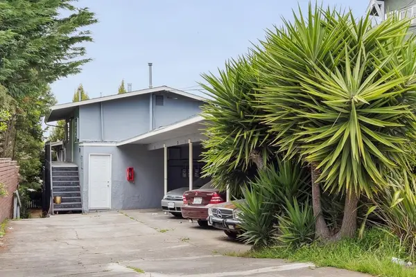 2443 2443 Grande Vista Ave, Oakland, CA 94601