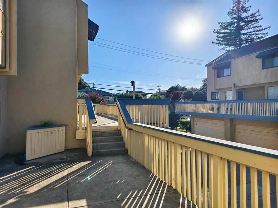 1005 Imperial Pl, Hayward, CA 94541 - #3