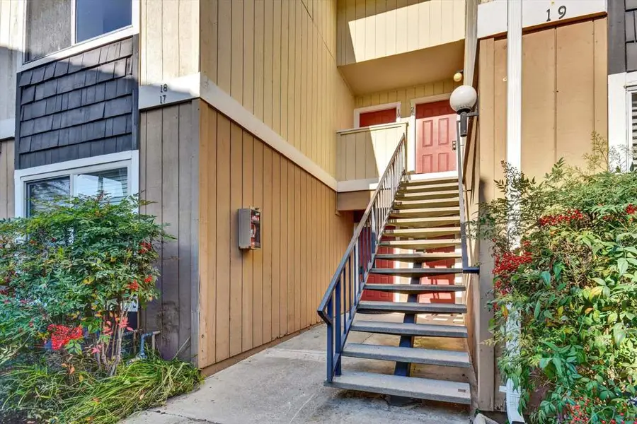 2547 Easton Ln #18, San Jose, CA 95133 - Image #2