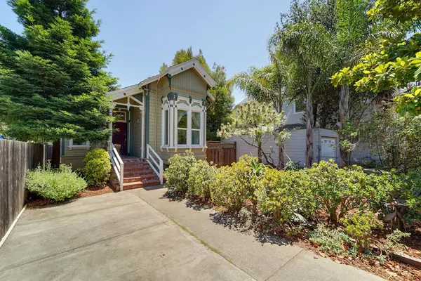 1022 Chestnut Street, Oakland, CA 94607