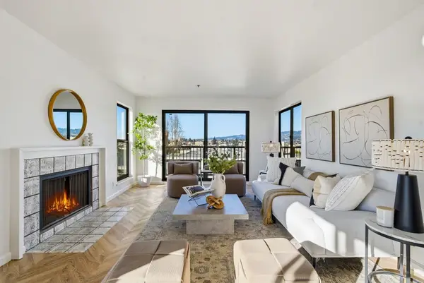 322 Hanover Ave #513, Oakland, CA 94606