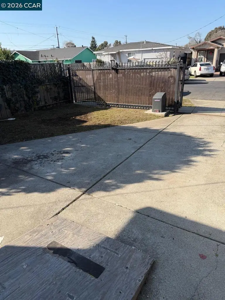 1824 2nd St, Richmond, CA 94801 - #2