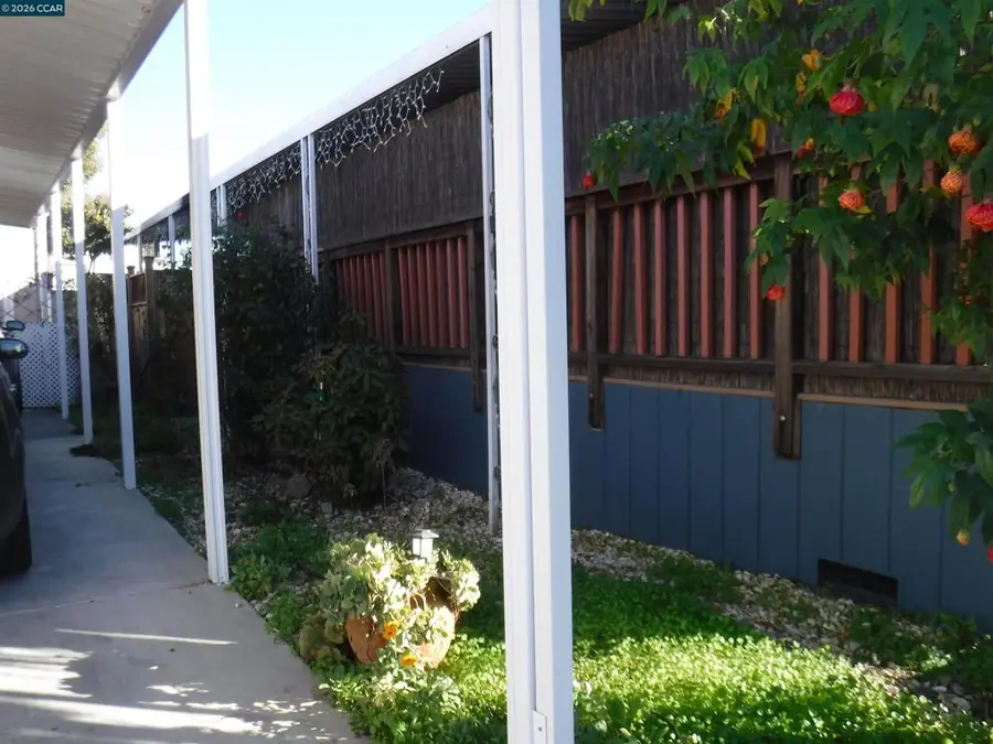 315 315 Via Valencia, Pacheco, CA 94553 - #3