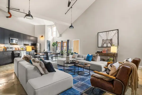 2875 2875 Glascock St #209, Oakland, CA 94601