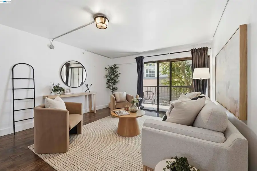 500 N St #205, Sacramento, CA 95814 - #2