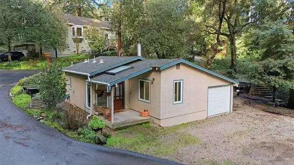 17741 17741 Comanche Trl, Los Gatos, CA 95033