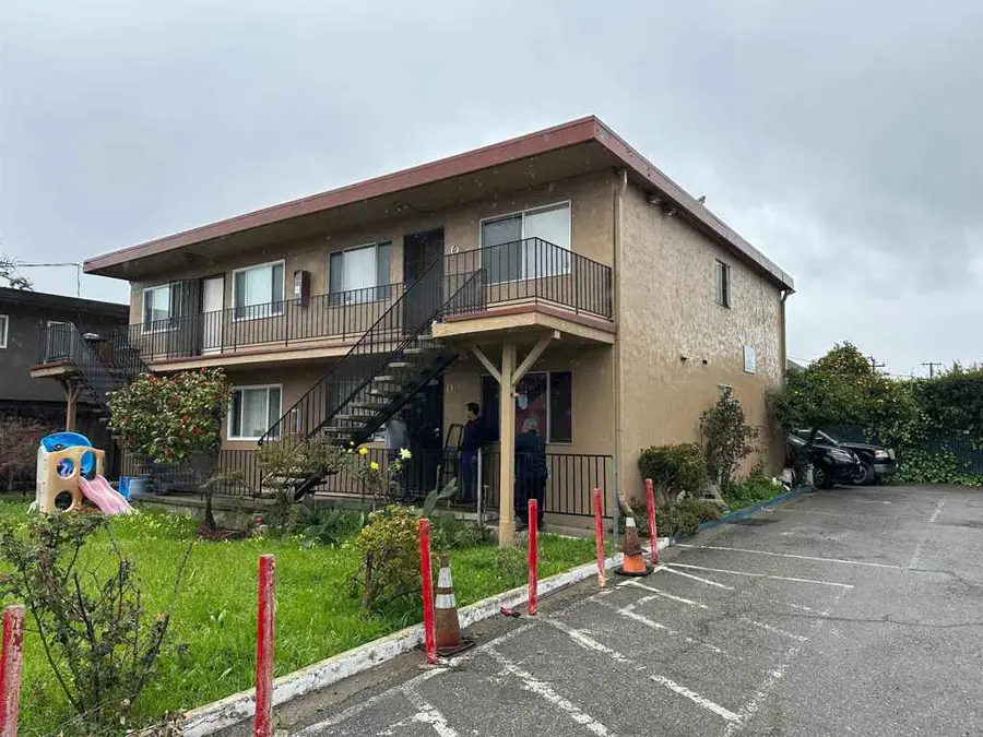 2550 2550 35th Ave, Oakland, CA 94601 - #2