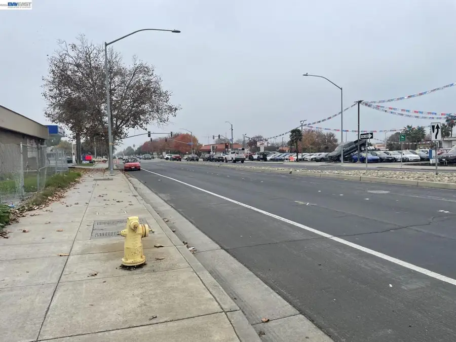 522 W Grant Line Rd, Tracy, CA 95376 - #3