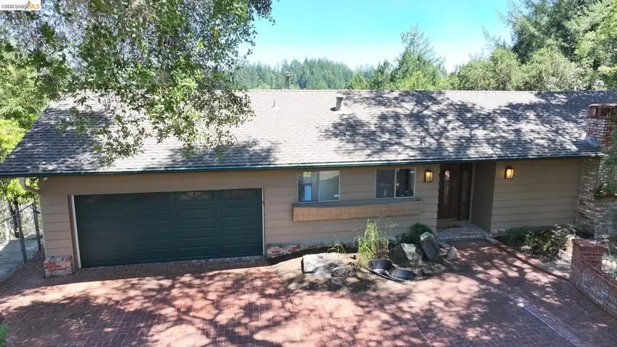 5051 Harrison Grade Rd, Sebastopol, CA 95472 - #2