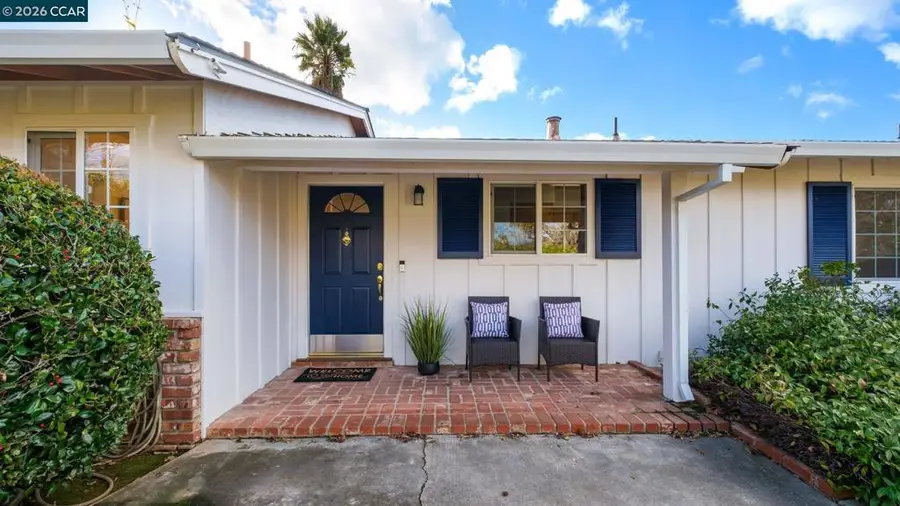 1367 1367 Yosemite Cir, Clayton, CA 94517 - #2