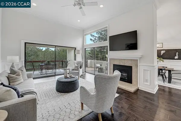 3852 3852 Terra Granada Dr #2B, Walnut Creek, CA 94595