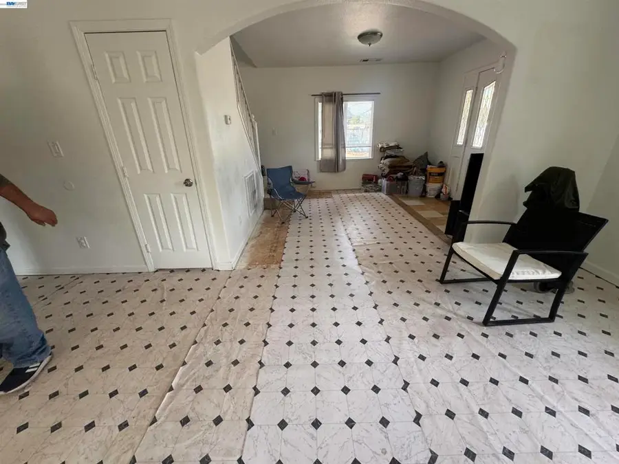 604 604 Sunset Avenue, Modesto, CA 95351 - #3