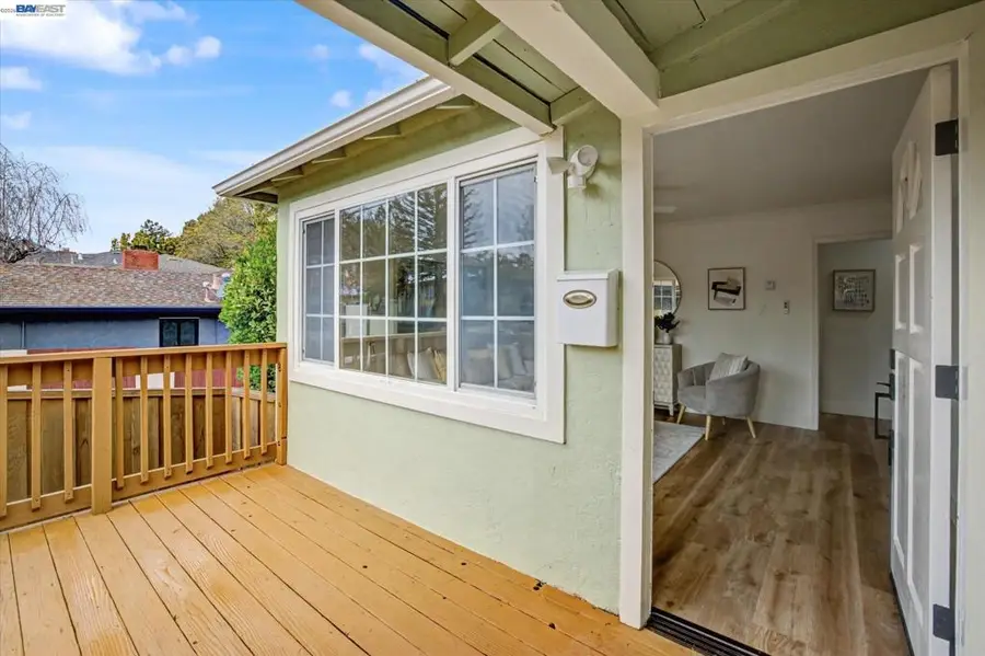 1696 1696 East Ave, Hayward, CA 94541 - #3