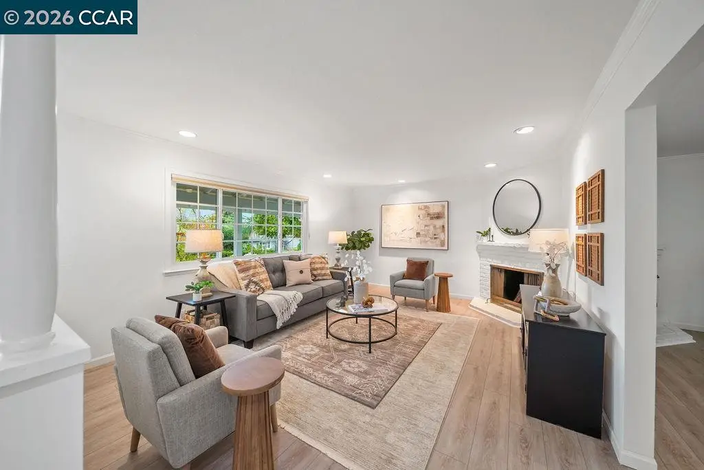 1506 N El Camino Dr, Clayton, CA 94517 - #1