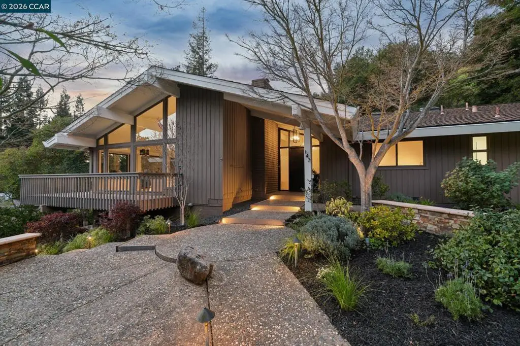 147 Amber Valley Dr, Orinda, CA 94563 - #1