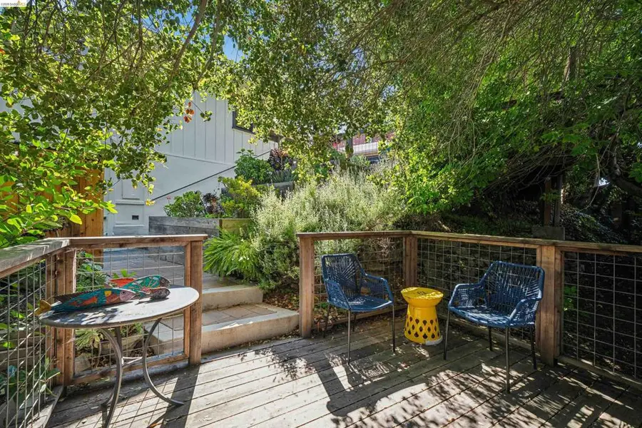 3320 Burdeck Dr., Oakland, CA 94602 - #3