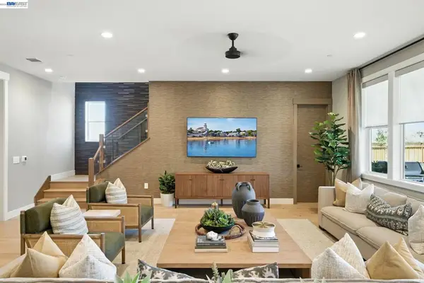 1658 Wren Court, Dublin, CA 94568