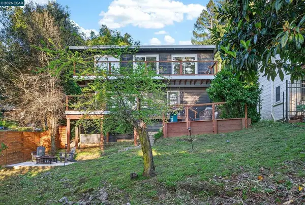 230 230 Fairlawn Dr, Berkeley, CA 94708