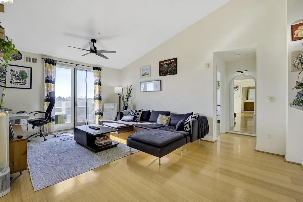 3090 Glascock St #405, Oakland, CA 94601 - #1