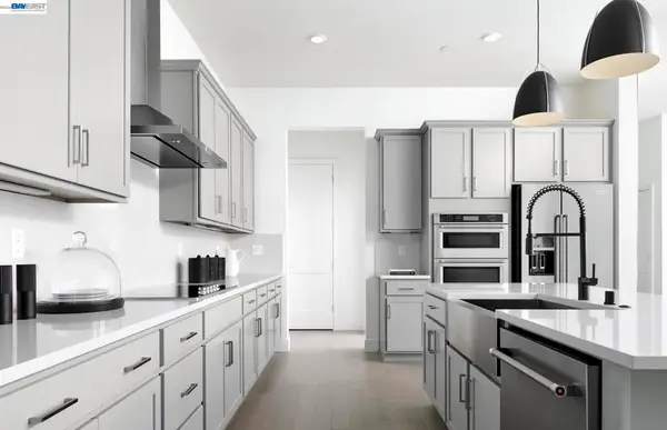 Address Withheld By Seller, Manteca, CA 95337