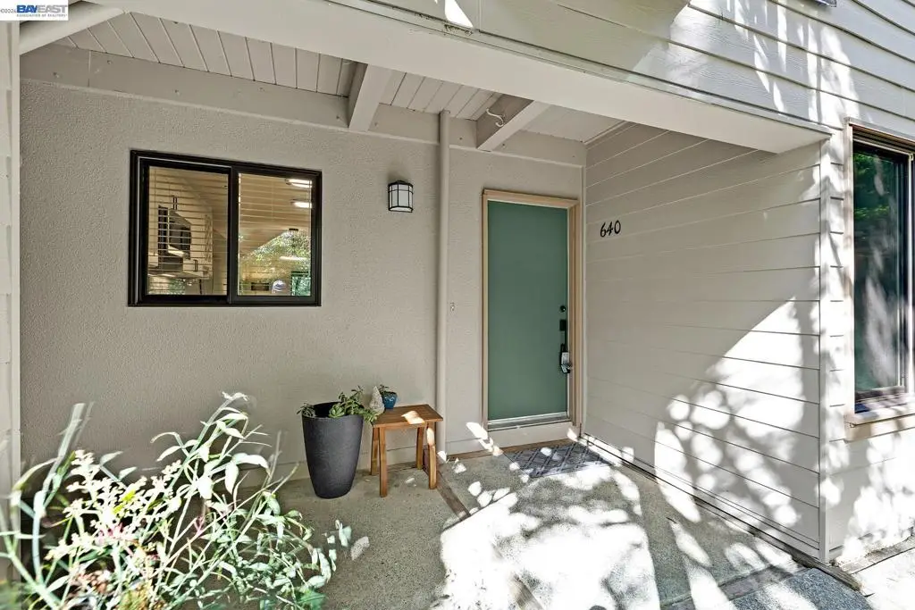 640 Via Casitas, Greenbrae, CA 94904 - #1