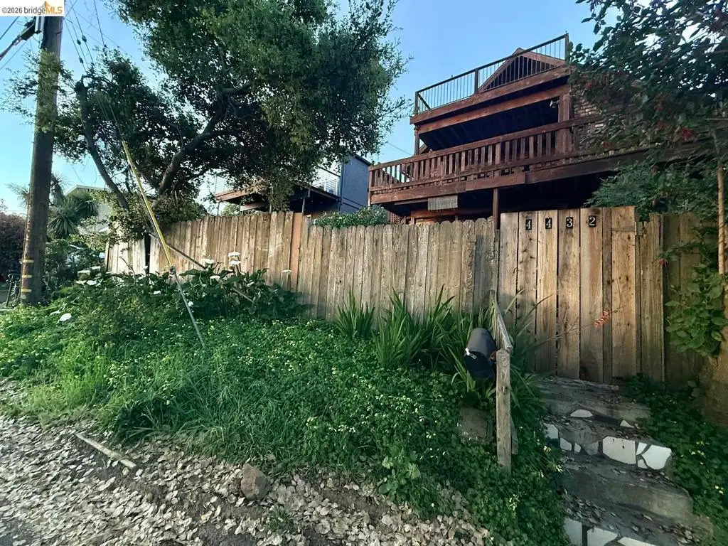4432 Harbor View Ave, Oakland, CA 94619 - #1