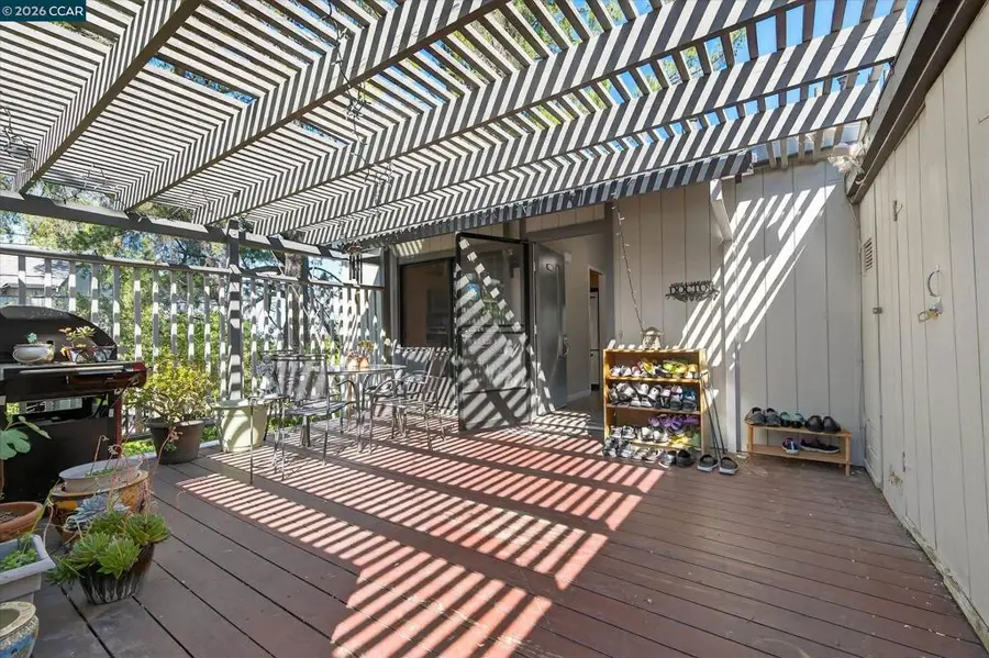 1509 Ashwood Dr, Martinez, CA 94553 - #2