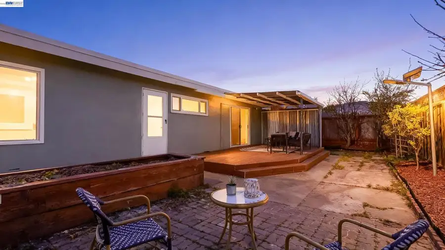 28458 Etta Ave, Hayward, CA 94544 - #2