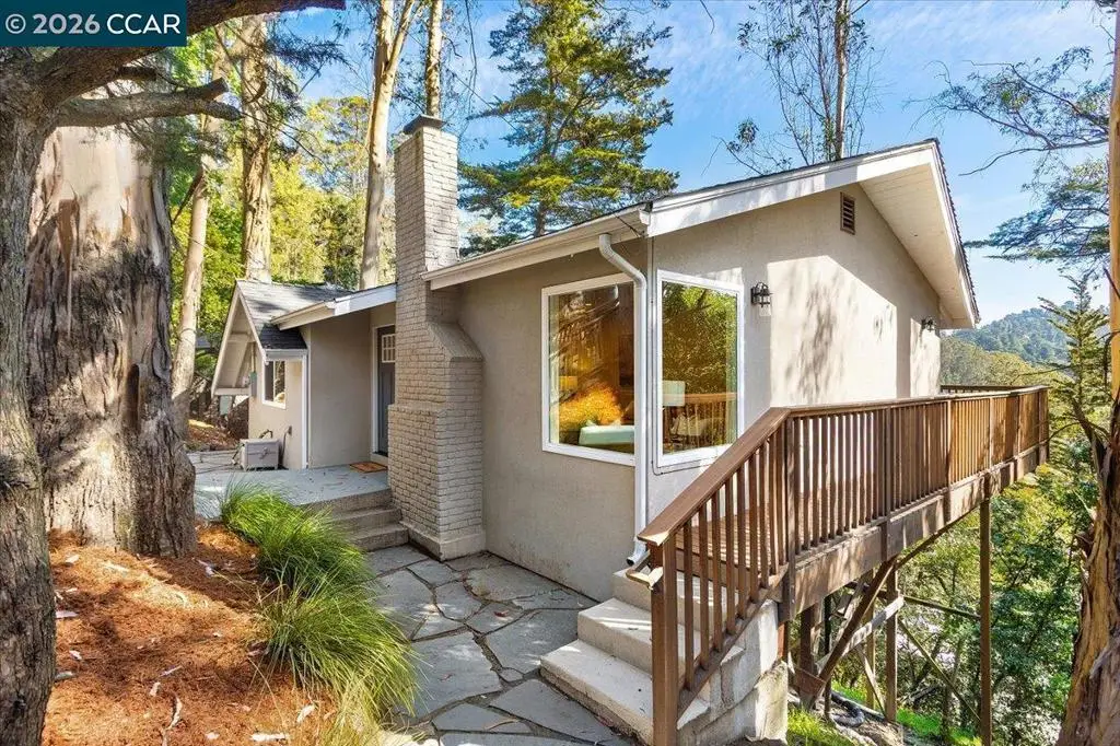 5924 Balboa Dr, Oakland, CA 94611 - #1