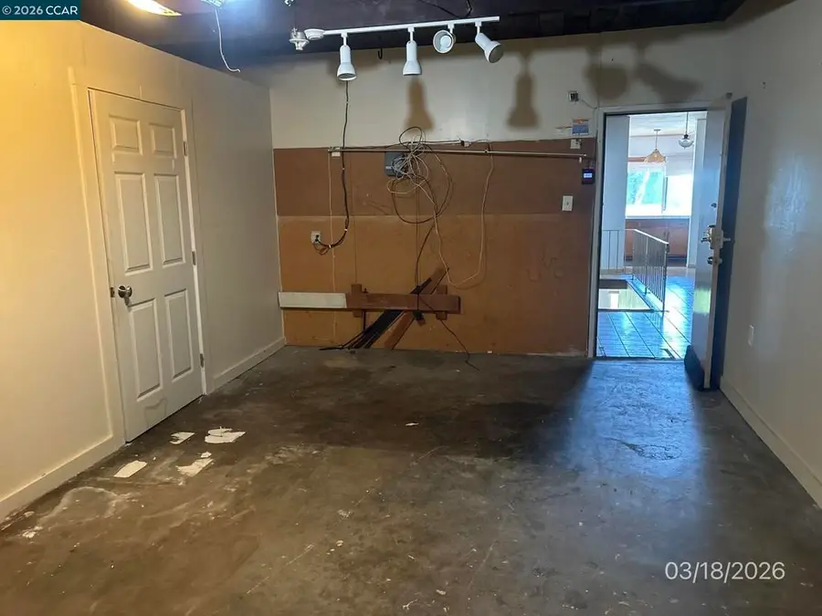 6233 Leona St, Oakland, CA 94605 - #3