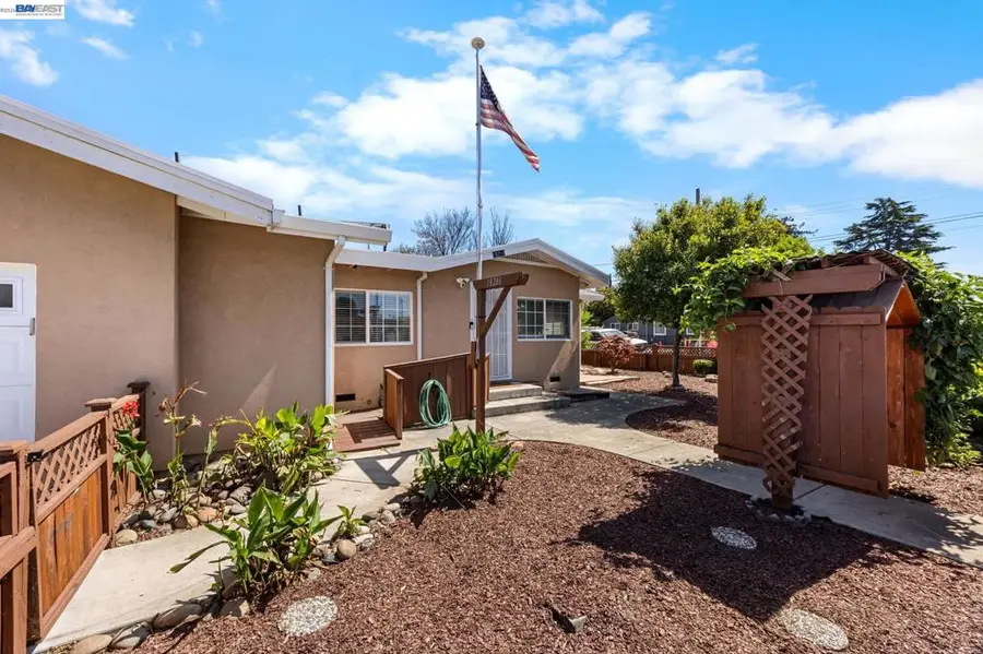 18286 Meekland Ave, Hayward, CA 94541 - #3