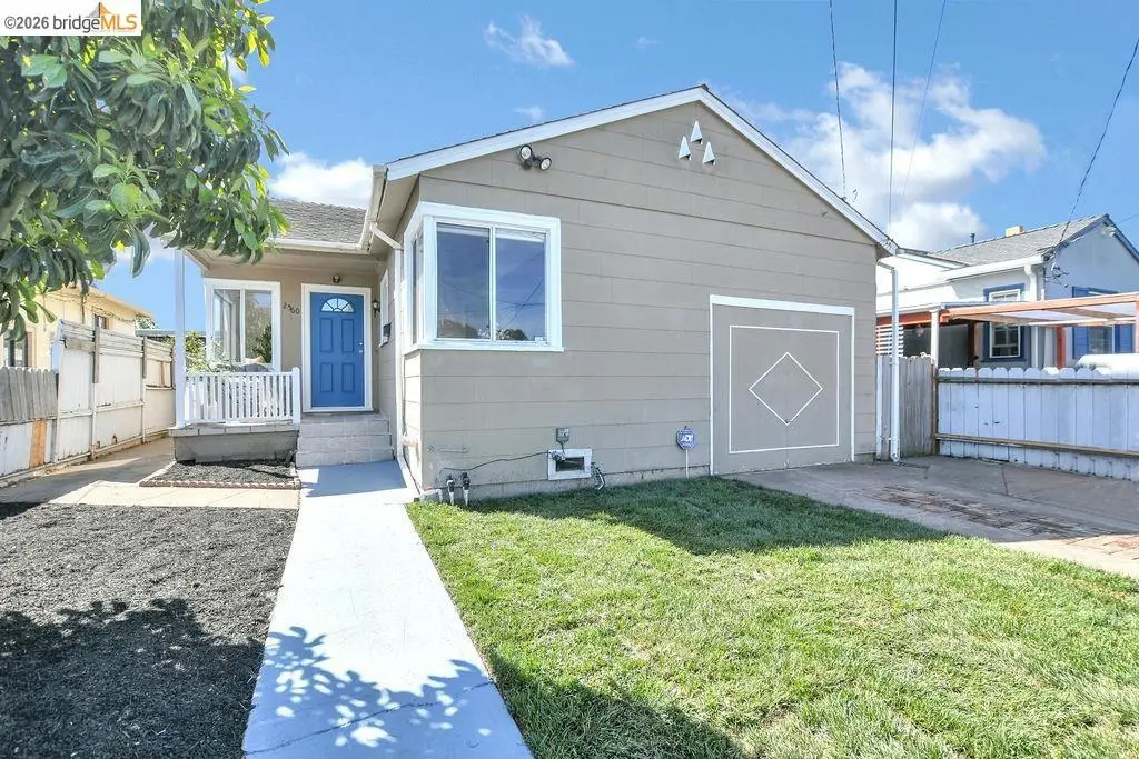 2560 Chanslor Ave, Richmond, CA 94804 - #1