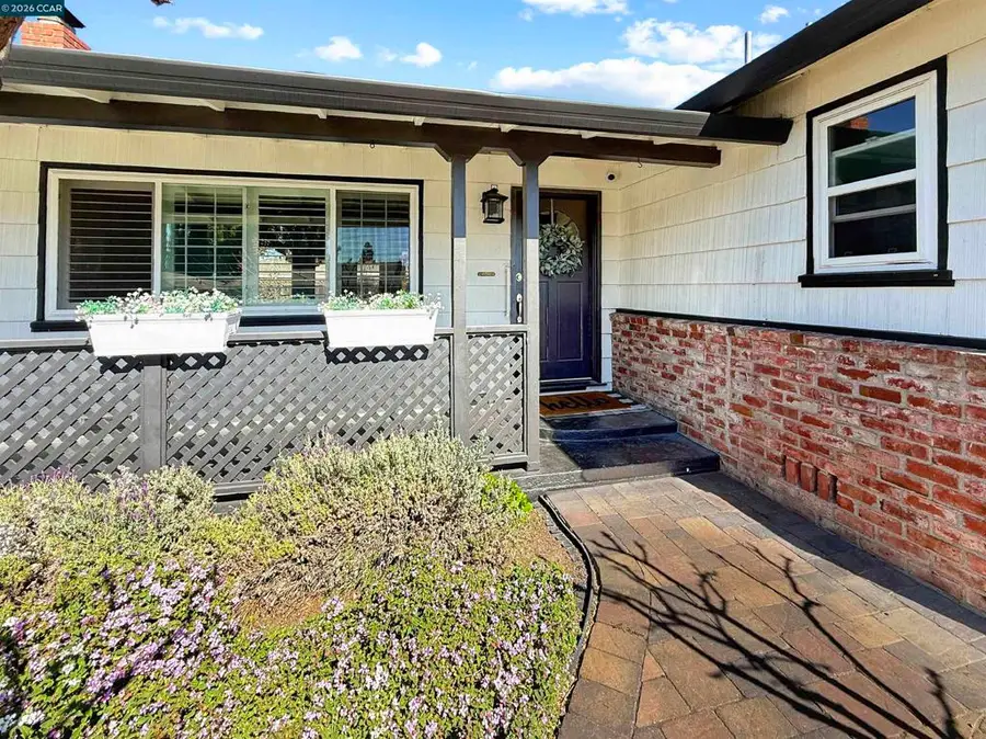 2164 Dena Dr, Concord, CA 94519 - #2