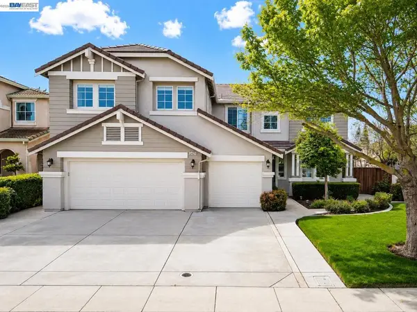 3400 Fallen Oak Dr, Modesto, CA 95355
