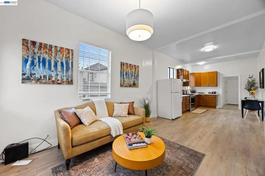 1526 Munson Way, Oakland, CA 94606 - #2