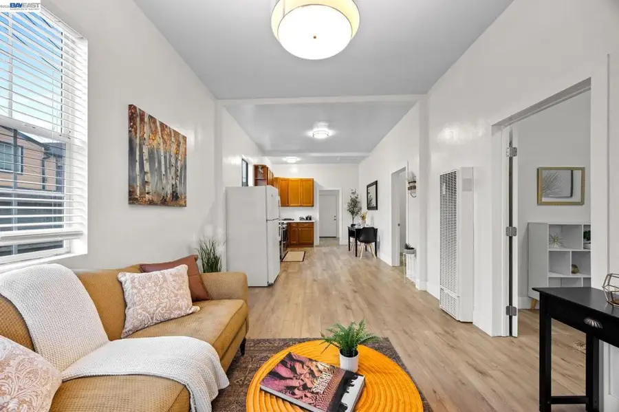 1526 Munson Way, Oakland, CA 94606 - #3