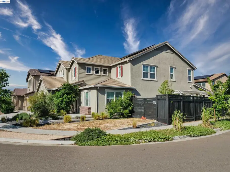 2582 Azalea Ave, Tracy, CA 95376 - #3