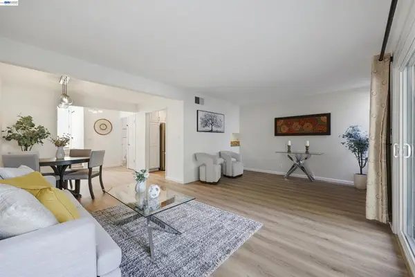 651 Moraga Rd #12, Moraga, CA 94556