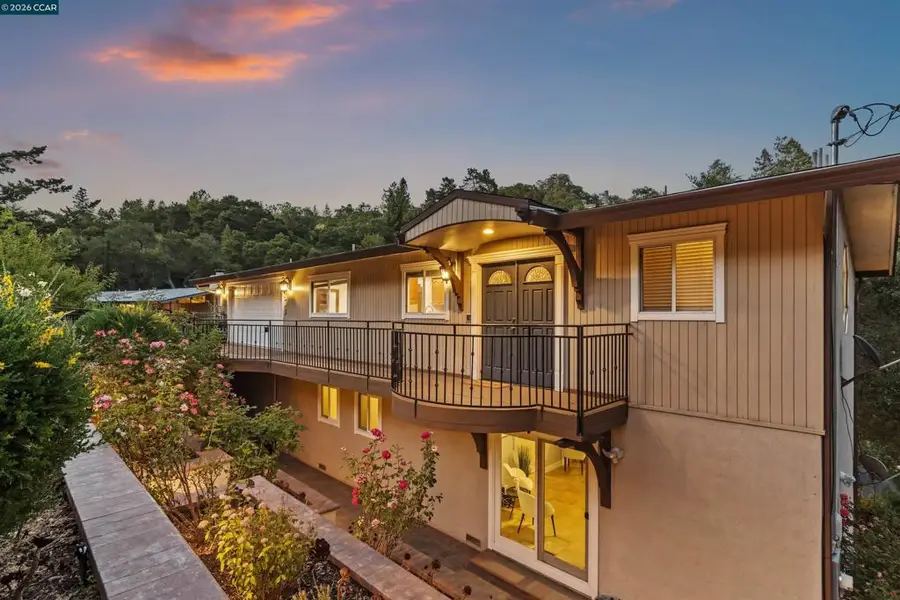 38 Saint Stephens Dr, Orinda, CA 94563 - #2